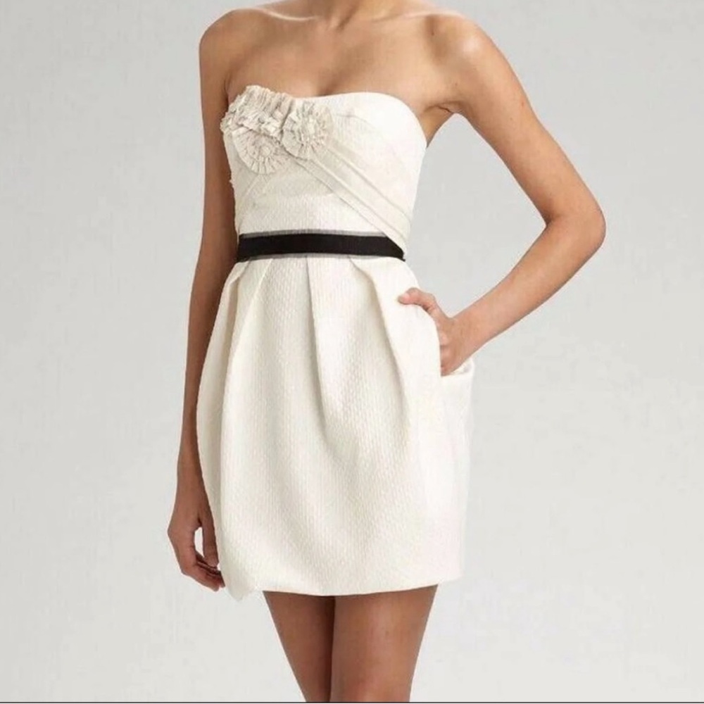 BCBGMaxazria Clarabel Cream Strapless Cocktail Party Mini Dress Size 8
